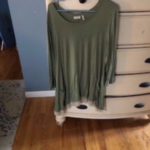 Logo slub top moss green with white lace